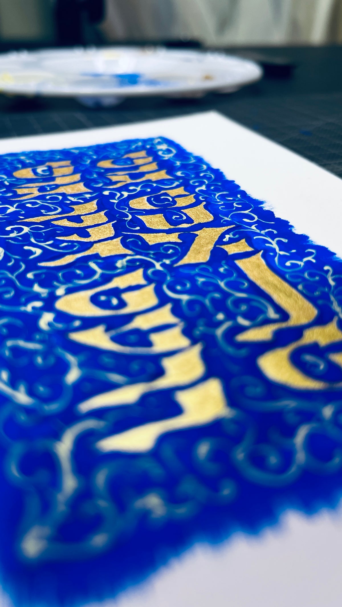 Tracht Gut - Blue, additional view of custom Hebrew calligraphy artwork featuring "Think good, and it will be good," Chabad teaching on Bitachon